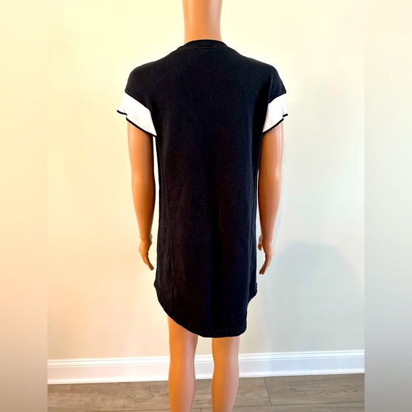 Paige - Picture 2 of 3